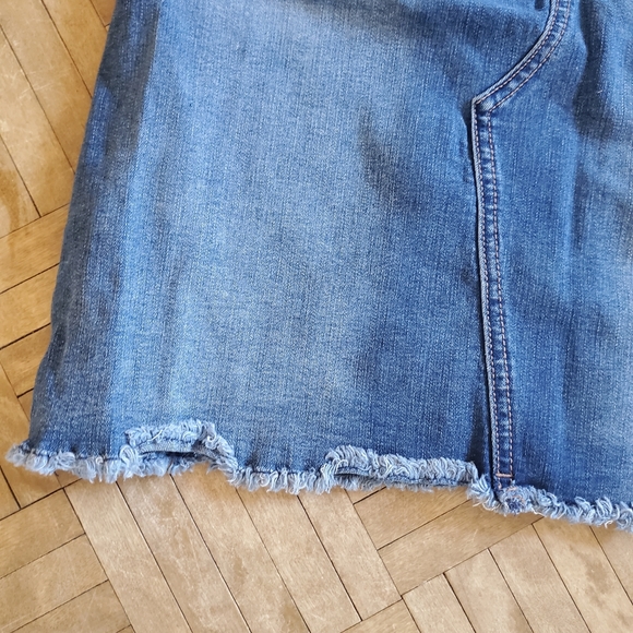 💥3 for $15💥Jordache Jean skirt size 8 - Picture 3 of 6